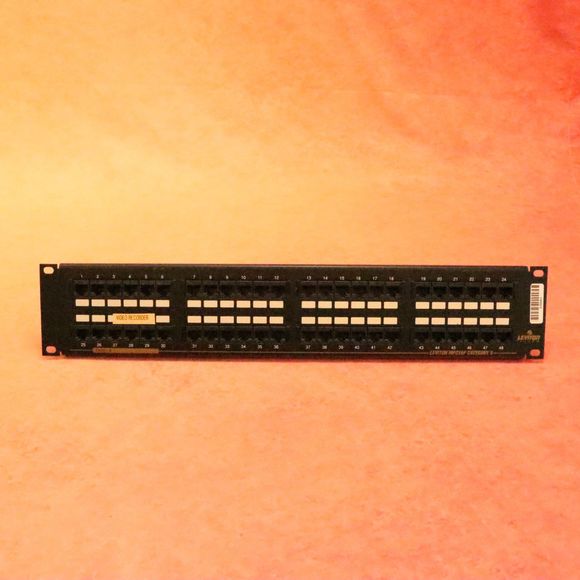 Liviton Telecom INFOTAP CATEGORY 5 Universal 48 PORT Patch Panel - Picture 1 of 9